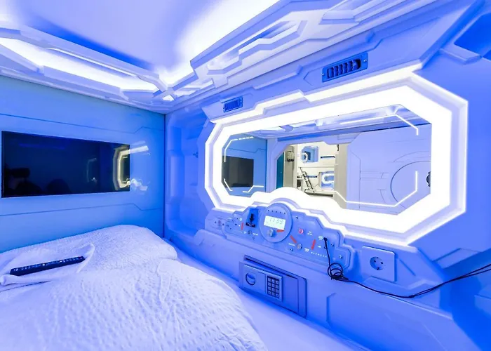 Space - Hall Hotel cápsula