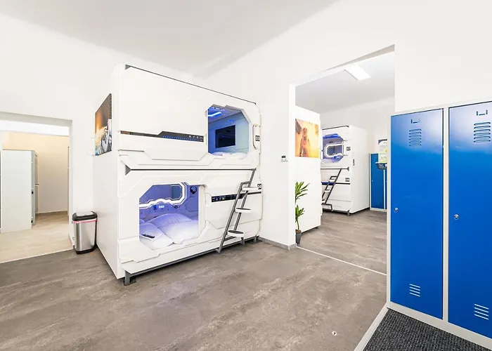 Space - Hall * Viena